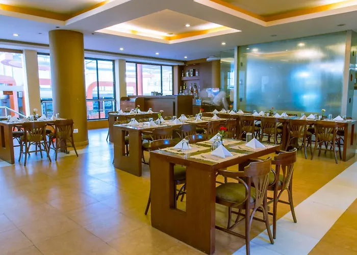 Hotel Airport - Near Pashupatinath Temple 4*