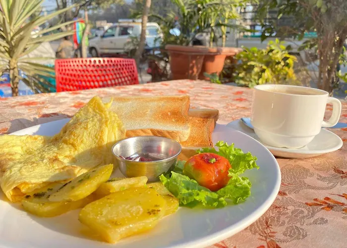 Hotel Airport - Near Pashupatinath Temple 4*
